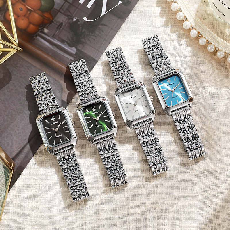 2024 nuovo orologio al quarzo quadrato semplice moda studentessa con cinturino in acciaio di lusso leggero_voghion.com