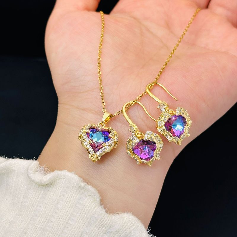 Collana Cuore dell'Oceano con ciondolo in cristallo colorato da donna, in acciaio al titanio placcato, leggera e di lusso, con catena a clavicola_voghion.com