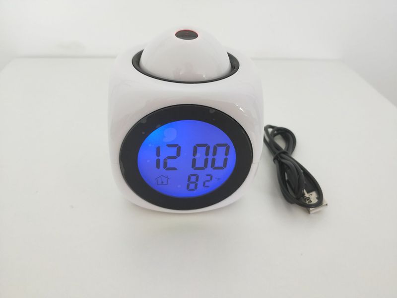 Sveglia con proiezione LED multifunzionale con annuncio vocale, display digitale per camera da letto e ufficio_voghion.com