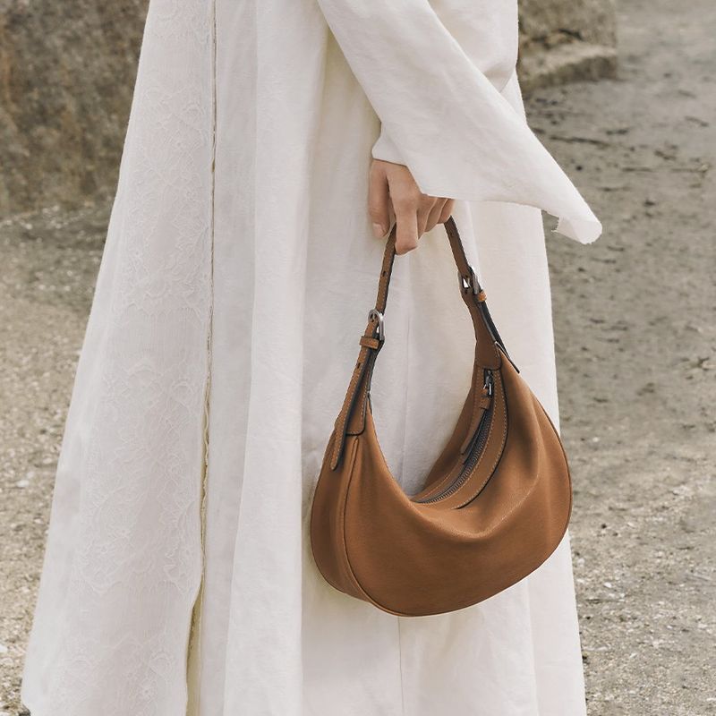 Borsa a tracolla da donna in vera pelle Hobbes Style a forma di mezzaluna, autunno/inverno 2025, alla moda e versatile, casual, per tutti i giorni_voghion.com