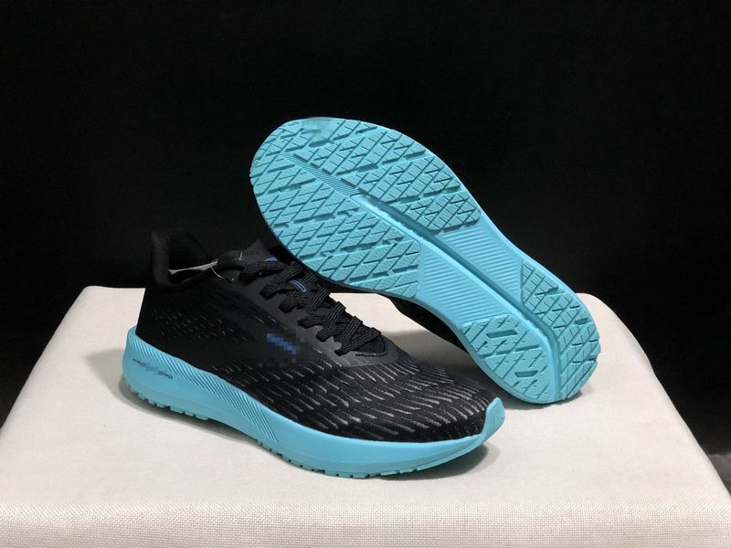 Professionelle Unterstützung für dämpfende Laufschuhe für Herren und Damen_voghion.com