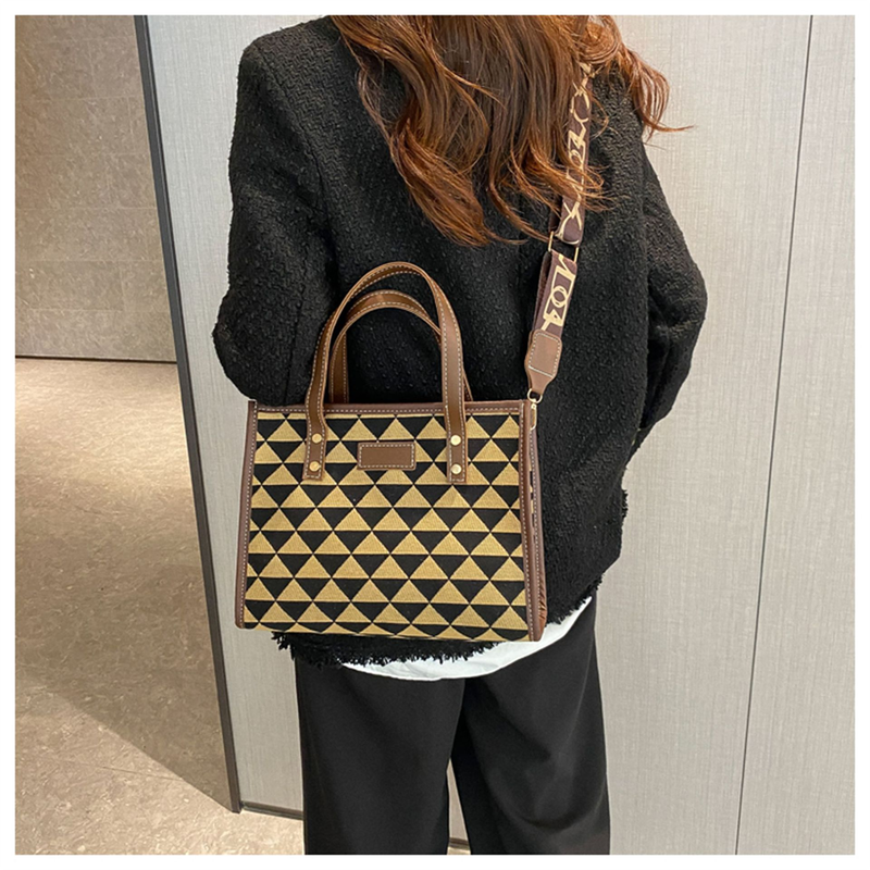 Herbst und Winter Große Kapazität Taschen 2023 Neue frauen Taschen Mode Pendler Schulter Taschen Casual Persönlichkeit College Student Tragetaschen_voghion.com