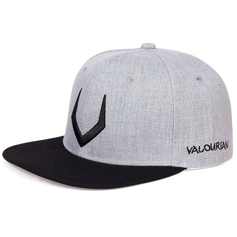 Hertenhoorn V Letter Geborduurde Hoed voor Mannen en Vrouwen Plat Langs Hoed Straat Hip Hop Mode Koreaans Veelzijdig Casual_voghion.com