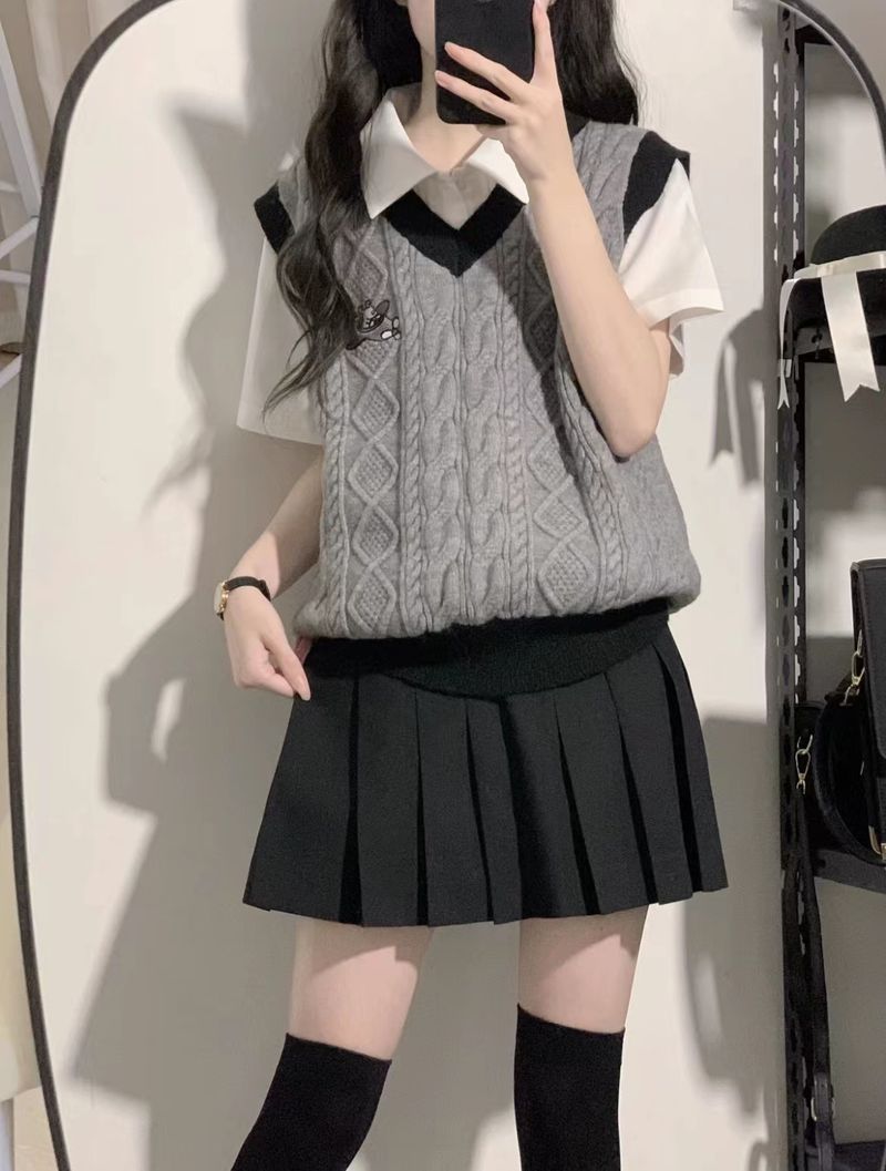 Autumn Puppy Cartoon Sweet College Vest Fried Dough Twists Panels Wear Sleeveless Knitted Top_voghion.com