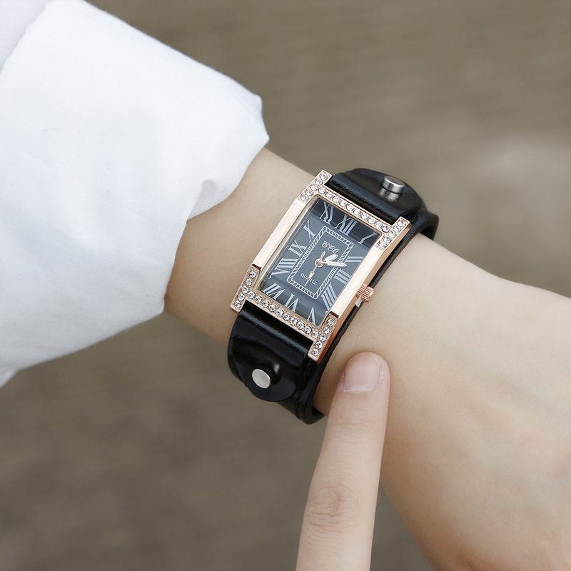 Nuovo orologio romano alla moda con cinturino in pelle e strass di lusso, quadrante quadrato, da donna_voghion.com