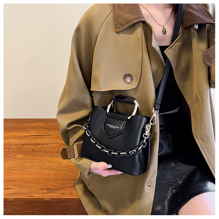 Borsa design femminile catena di nicchia 2023 nuova borsa a tracolla borsa messenger borsa a secchiello per tutti i fiammiferi di fascia alta_voghion.com