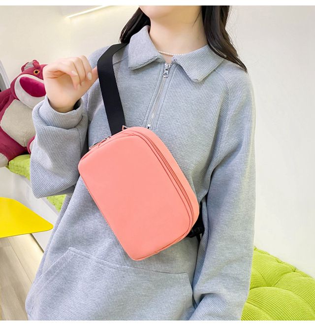 LULU Mini-Taille mit dem gleichen Design, neue Sport-Lauf-Änderung, Handy-vielseitige Umhängetasche, Damen-Brusttasche_voghion.com