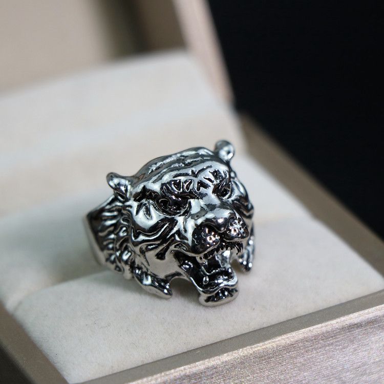 New men's exaggerated hip-hop fashion punk animal shaped ring closure model complete_voghion.com