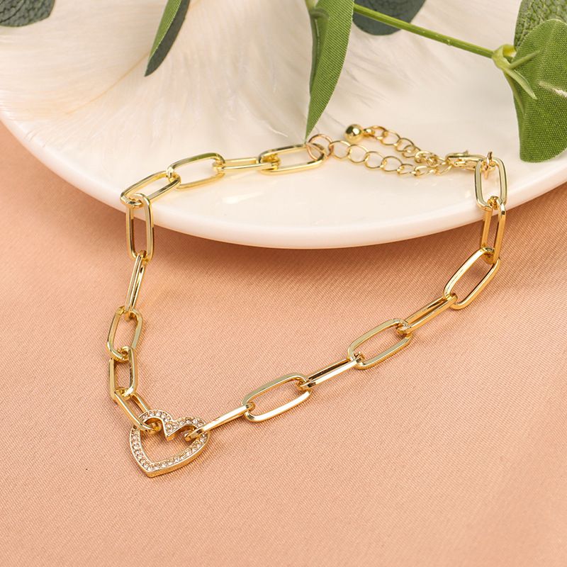 New style bracelet for women, light luxury, niche design, versatile accessories, ins trendy and fashionable, personalized student hand jewelry_voghion.com