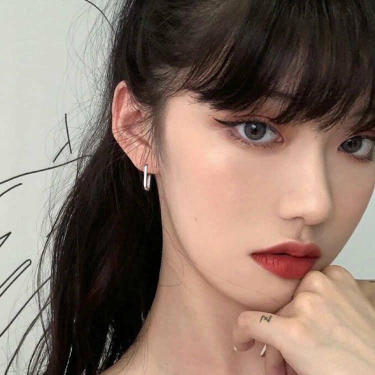 Orecchini a cerchio da donna alla moda, eleganti, di alta qualità, con design a nicchia quadrato, in argento, 2021, nuovi orecchini alla moda_voghion.com