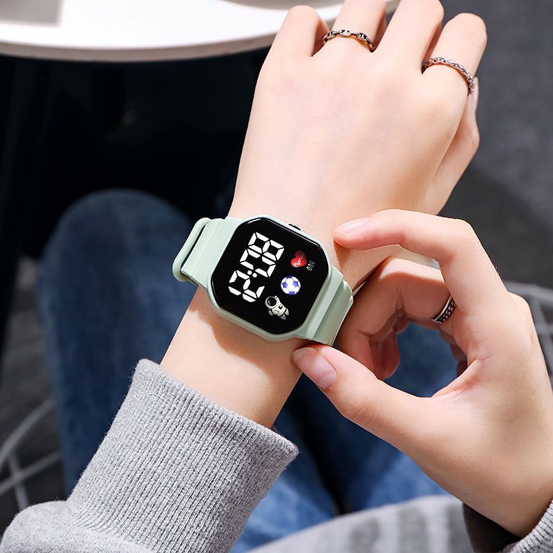 2023 LED Für Kinder Jungen Sport Wasserdichte Uhren Mädchen Silikon Digital Uhr Casual kinder Elektronische Uhr_voghion.com