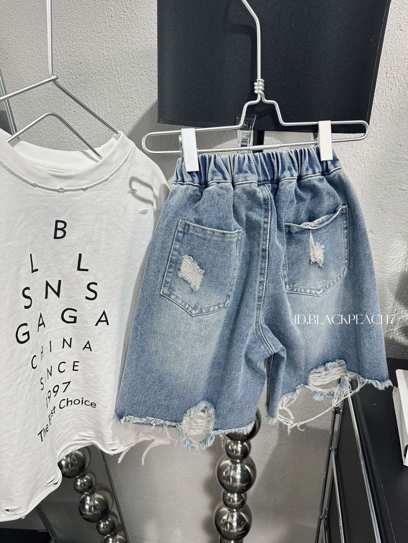 Calça jeans rasgada e solta, estilo coreano, para meninos, verão 2025_voghion.com