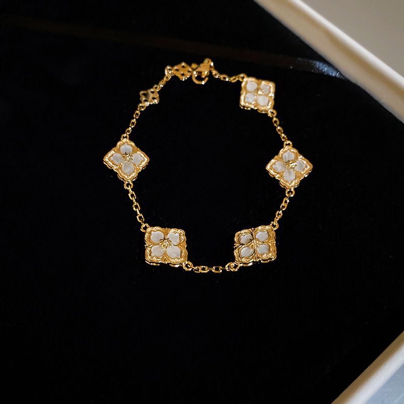 Real Gold Electroplated Zircon Double-sided Flower Light Luxury Fashion Bracelet, Hand Decoration, Palace Style,_voghion.com