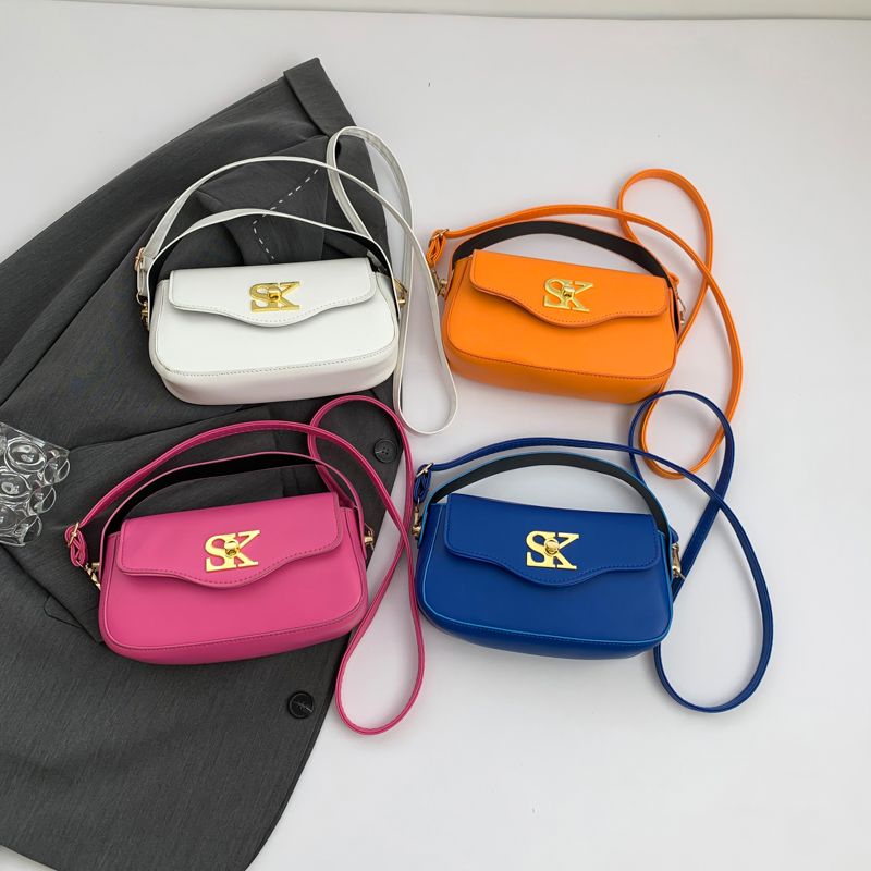 Borsa a tracolla elegante da donna con motivo trapuntato e lettere SK, chiusura magnetica a scatto, tracolla regolabile, manico superiore, borsa da ufficio, 21*6,5*12,5 cm_voghion.com