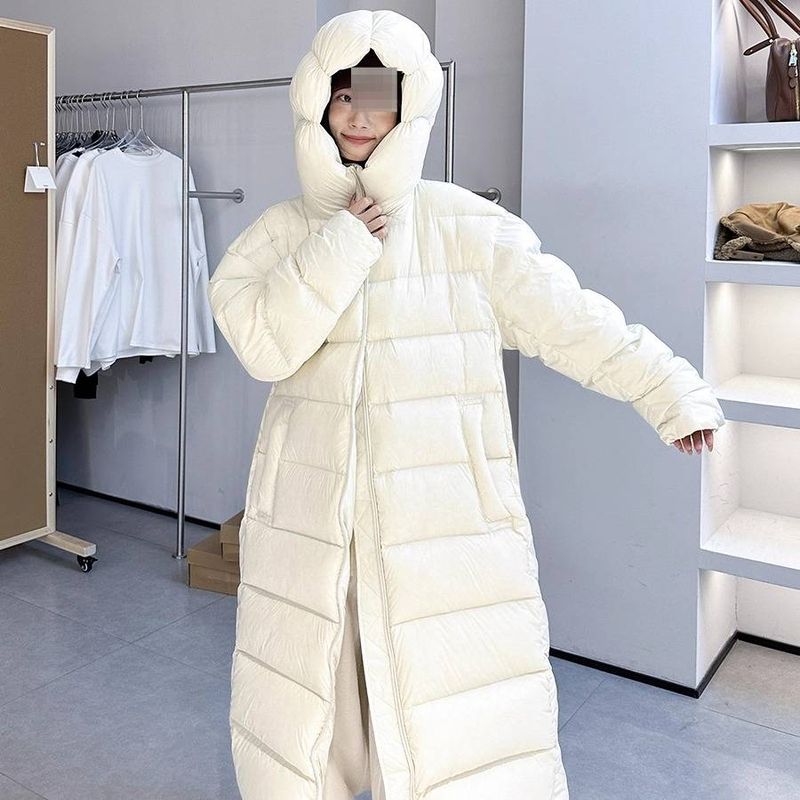 Ultra-Light 95% White Duck Down Long Puffer Coat Women's Knee-Length Oversized Cloud-Loft Winter Jacket_voghion.com
