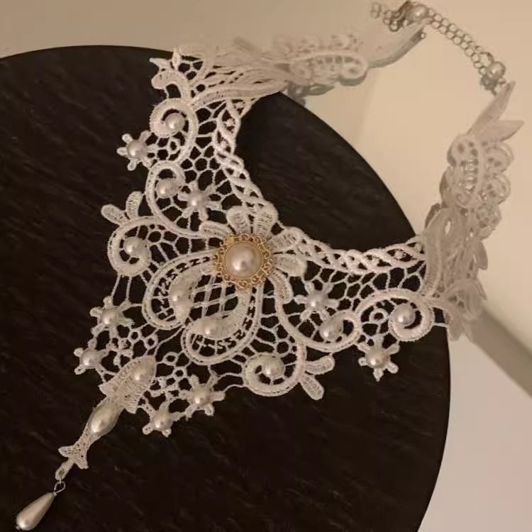 Neue übertriebene schwarze Gothic-Spitze-Halskette für Damen, modisch, dunkle Schlüsselbeinkette_voghion.com