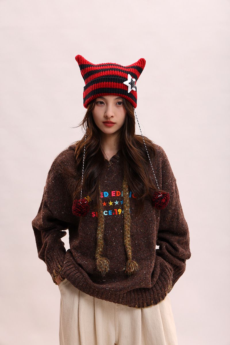 Abi-Stil handgemachte süße Fünf-Sterne-Katzenohrstreifen Dämon Wärme Abdeckung gestrickte Ball Pullover Hut weiblich_voghion.com