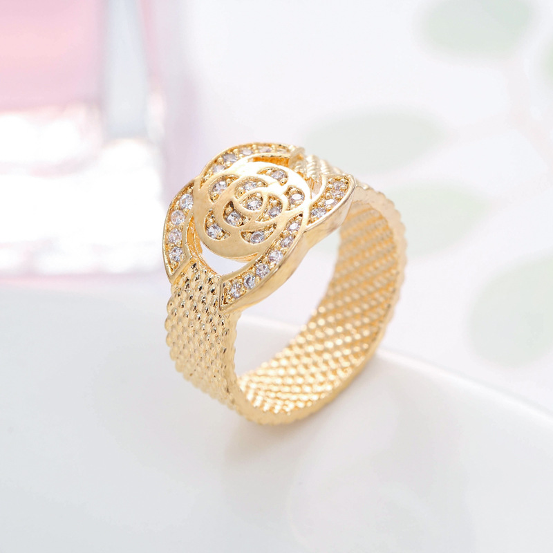 Simple flower copper set diamond ring personality scale ring jewelry niche temperament couple ring_voghion.com