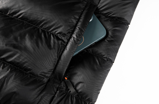 Chaqueta acolchada corta y ligera para hombre con estampado de la letra S, abrigo informal con capucha y cremallera, estilo minimalista, otoño-invierno 2025_voghion.com
