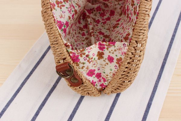 New Small Fresh Crossbody Woven Bag Beach Bag Forest Series Semi-circular Grass Woven Bag Vacation Photography Women's Bag_voghion.com