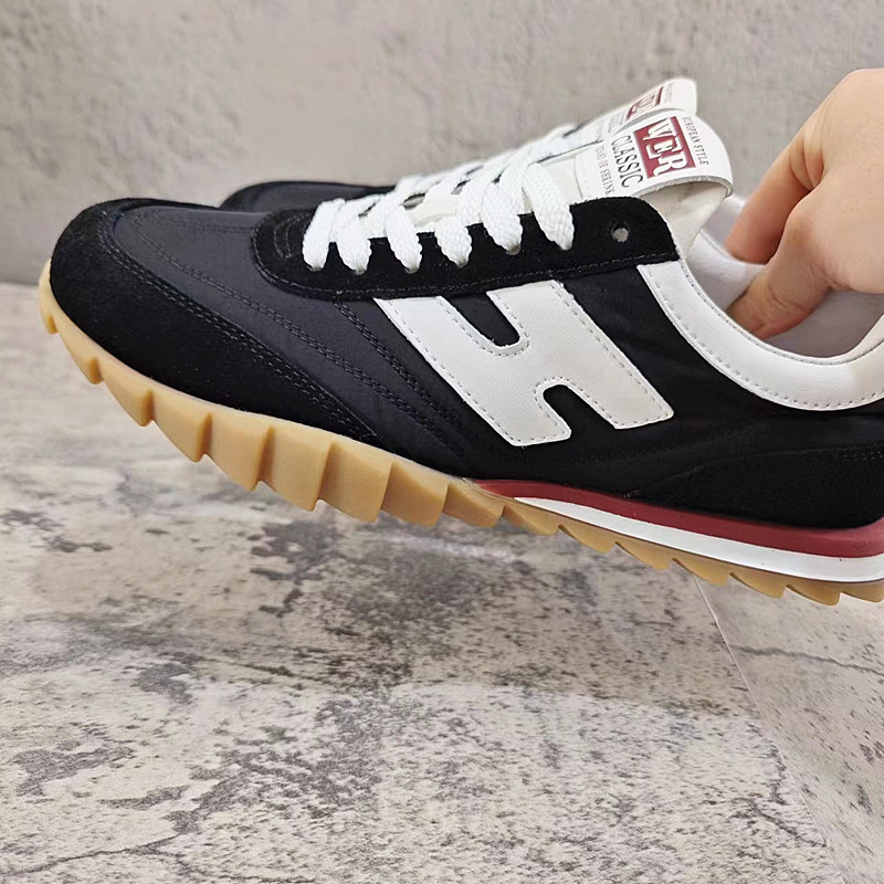 Sports Shoes Men's 2023 New Breathable Leather With Ice Silk Cloth Soft Bottom German Training Casual Trend All-Match Forrest Gump_voghion.com