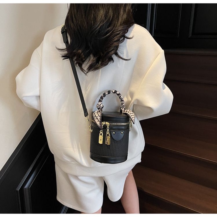 Bolso bandolera tipo cubo para mujer, estilo moderno, sencillo y de tendencia._voghion.com