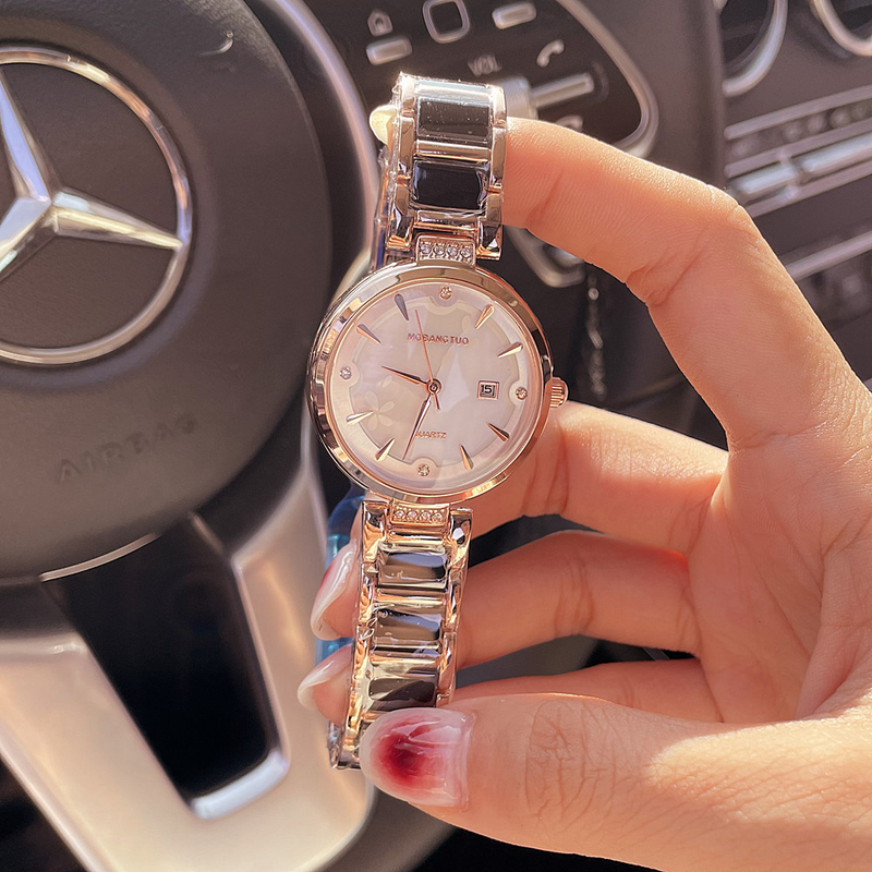 Orologio da donna con calendario e cintura impermeabile al quarzo minimalista in ceramica di nuova moda_voghion.com