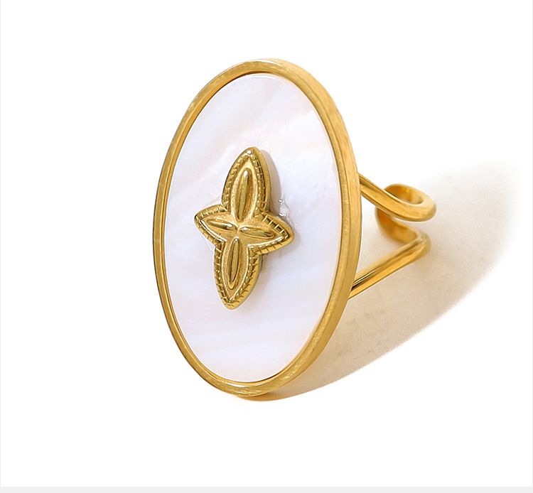 Nuovo anello da donna in acciaio inossidabile con design a stella con anello in acciaio al titanio placcato in oro vero che non sbiadisce e ha una sensazione di alta qualità_voghion.com