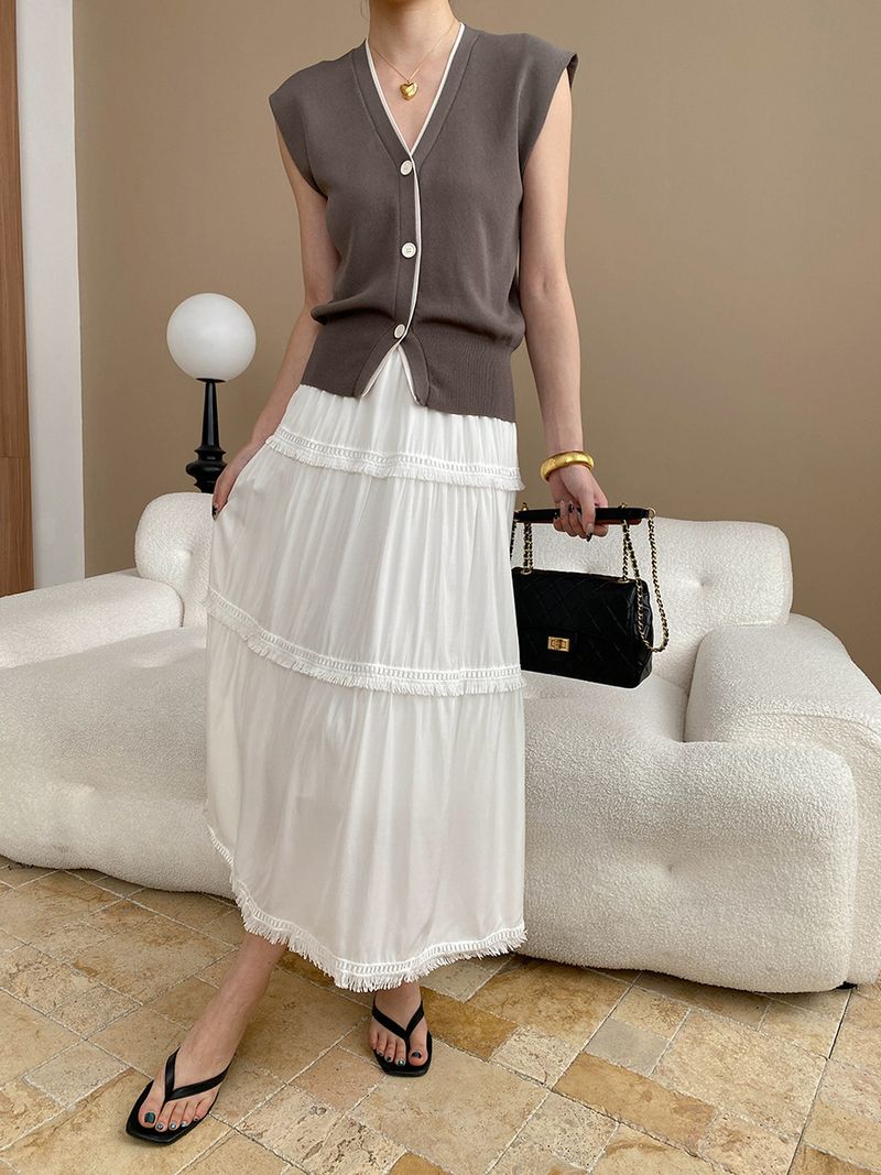 Lao Qian Commuting Sensation Color Contrasting Edge V-neck Waist Look Thin And Skinny Flying Sleeve Knitted Vest_voghion.com