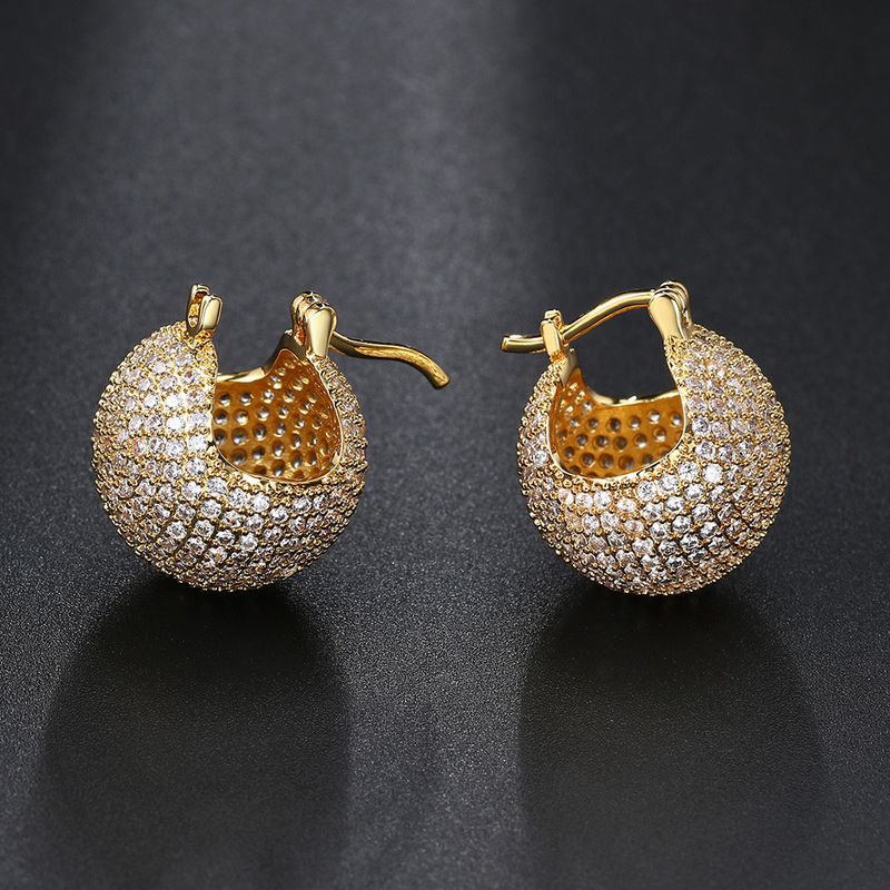 Orecchini unisex popolari con diamanti a forma di palla per donna con micro zirconi intarsiati, fibbie per orecchie hip hop alla moda, nuovi orecchini_voghion.com