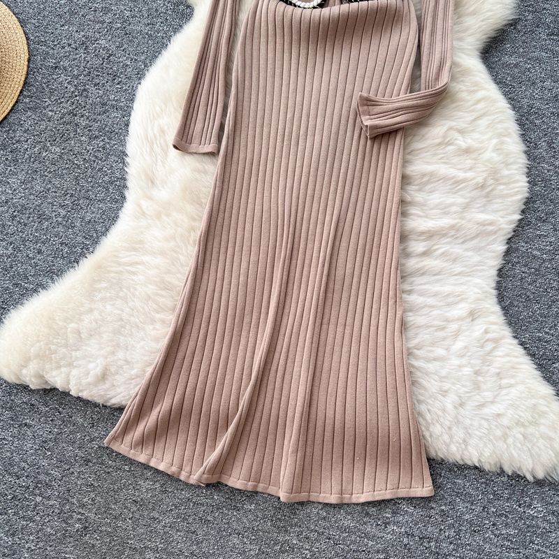 Robe en maille chic à col contrasté – Élégance parisienne qui définit la taille (jaune/taupe/blanc/noir, mélange extensible, style doux et sophistiqué)_voghion.com
