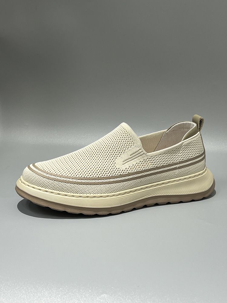 Summer New Breathable Lightweight Thin Casual Soft Sole Slip-On Deodorant Mesh Shoes Men_voghion.com