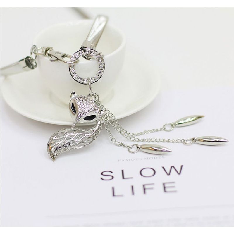 Diamond Waist Chain - Elastic Metal Belt With Fox Tassel (Adjustable, 18K Gold Plated)_voghion.com