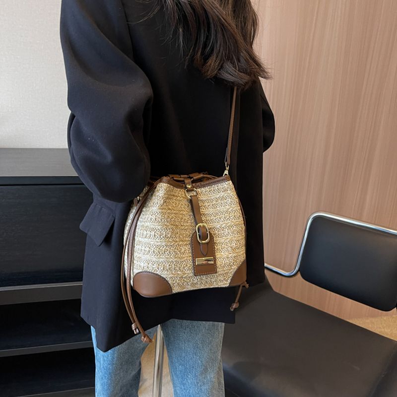 Borsa a tracolla in paglia con coulisse per donna, borsa estiva da spiaggia in rattan boho intrecciata a secchiello, intrecciata a mano, casual, con corpo a crosta_voghion.com