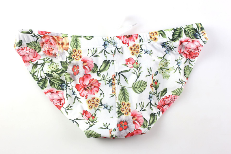 New Wholesale Men's Printed Swimming Trunks, Breathable, Export Triangular Swimming Trunks, Casual Swimming Trunks_voghion.com