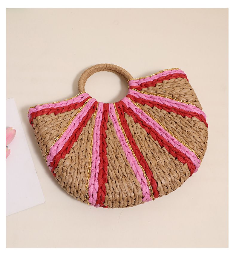 Hochwertiger Strohsack mit Goldfaden in Kontrastfarbe. Halbrunde Handtasche im neuen Stil, Nischen-Strohsack, gewebter Sack, Strandsack im Urlaubsstil_voghion.com
