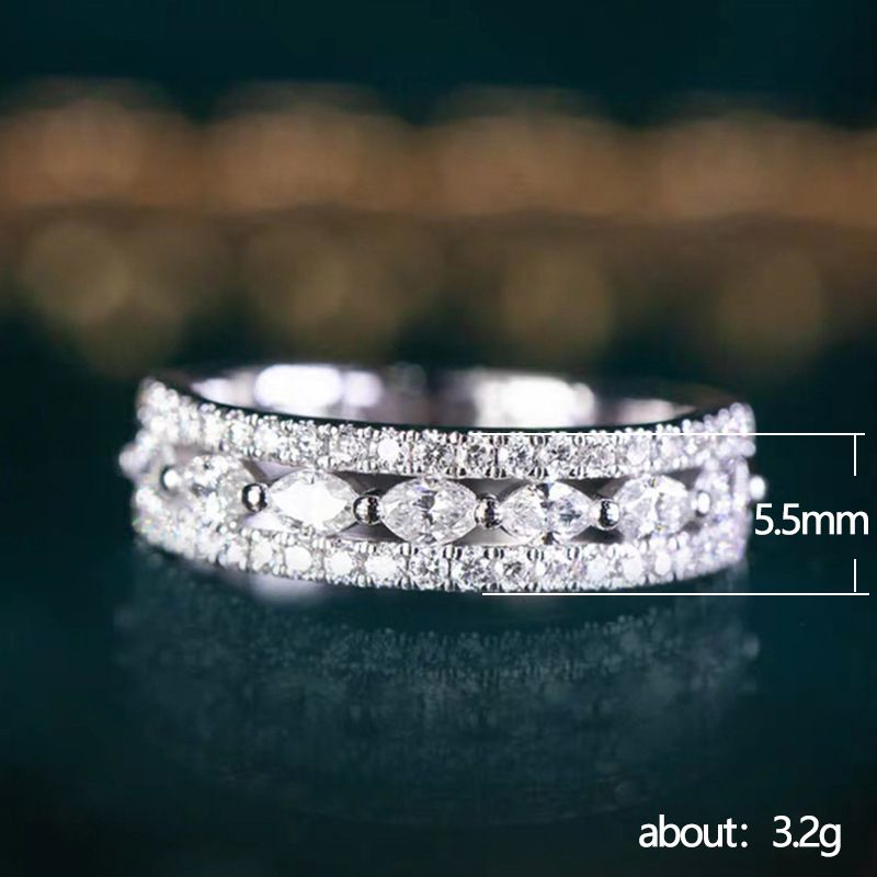 Cao Shis Nischendesign-Stil modisches Temperament Kupfer überzogenes Platin Halbkreis voller Diamant Pferdeauge Zirkon_voghion.com