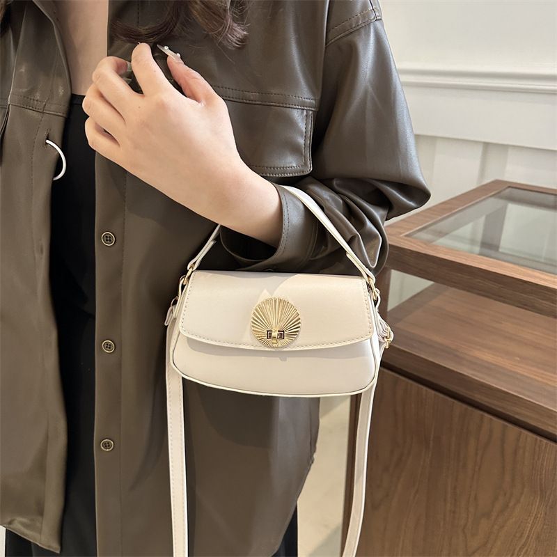 New Fashion Trendy High end Lock Buckle Handheld Small Square for Women's 2024 Summer Versatile and Beautiful One_voghion.com