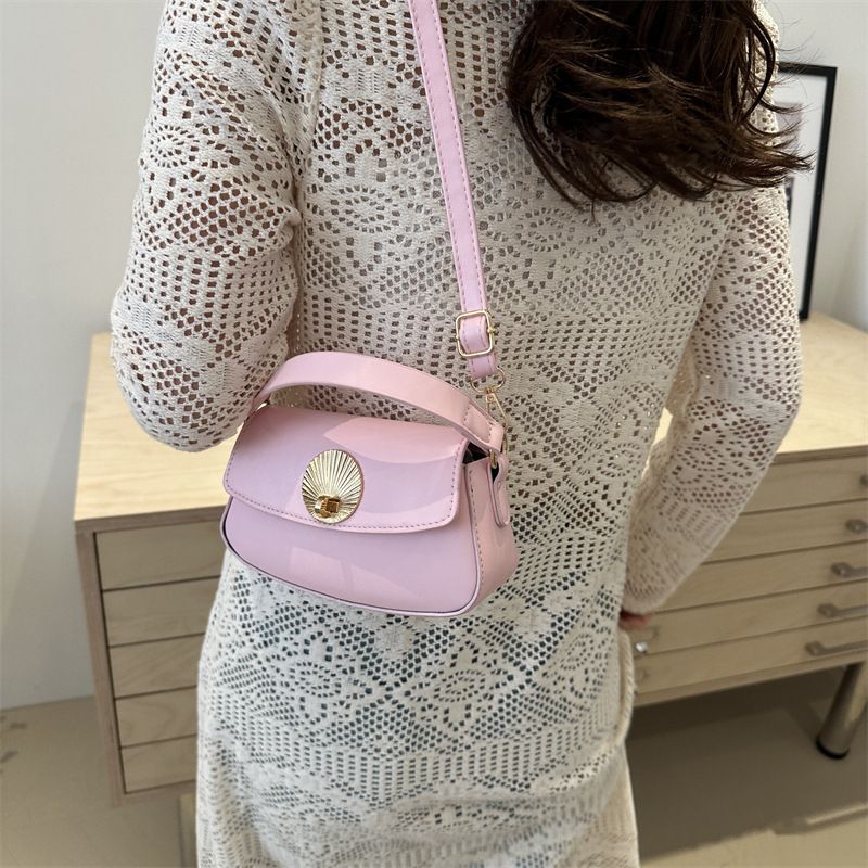 New Fashion Trendy High end Lock Buckle Handheld Small Square for Women's 2024 Summer Versatile and Beautiful One_voghion.com