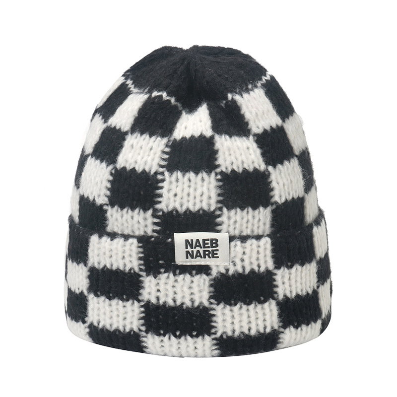 Hat Internet celebrity popular hat autumn and winter version niche large head circumference woolen hat thickened warm checkerboard plaid knitted hat_voghion.com