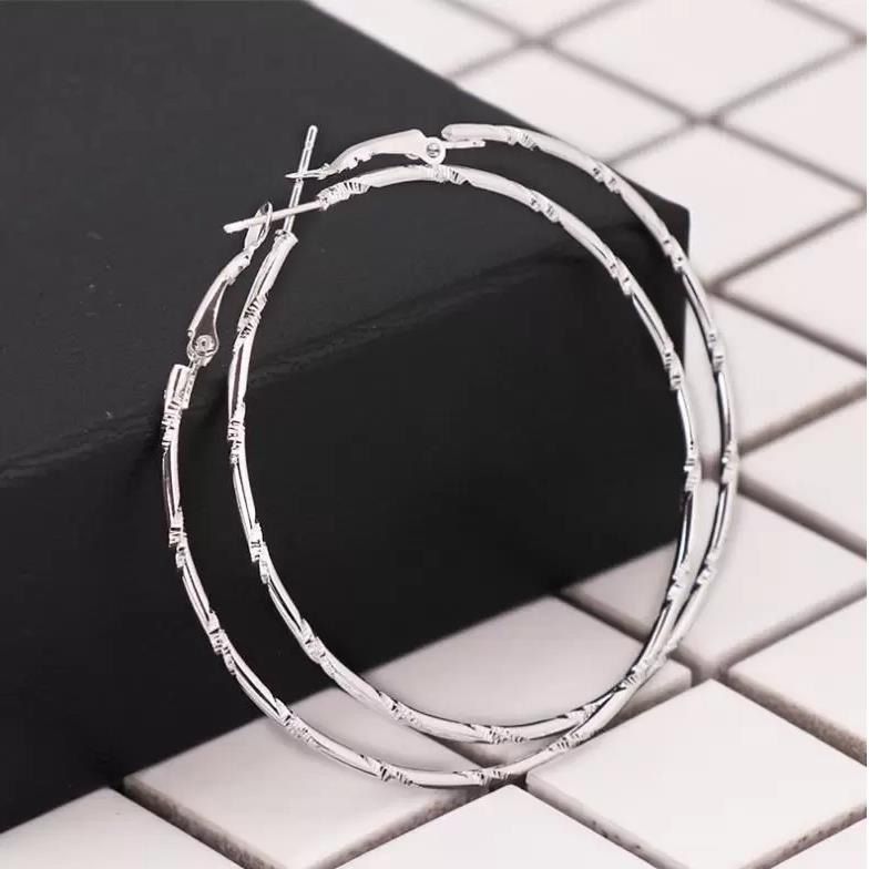 Orecchini a cerchio all'ingrosso placcati oro/argento 18 carati, 5 cm, eleganti orecchini grandi a forma di bambù, gioielli personalizzati alla moda da donna_voghion.com