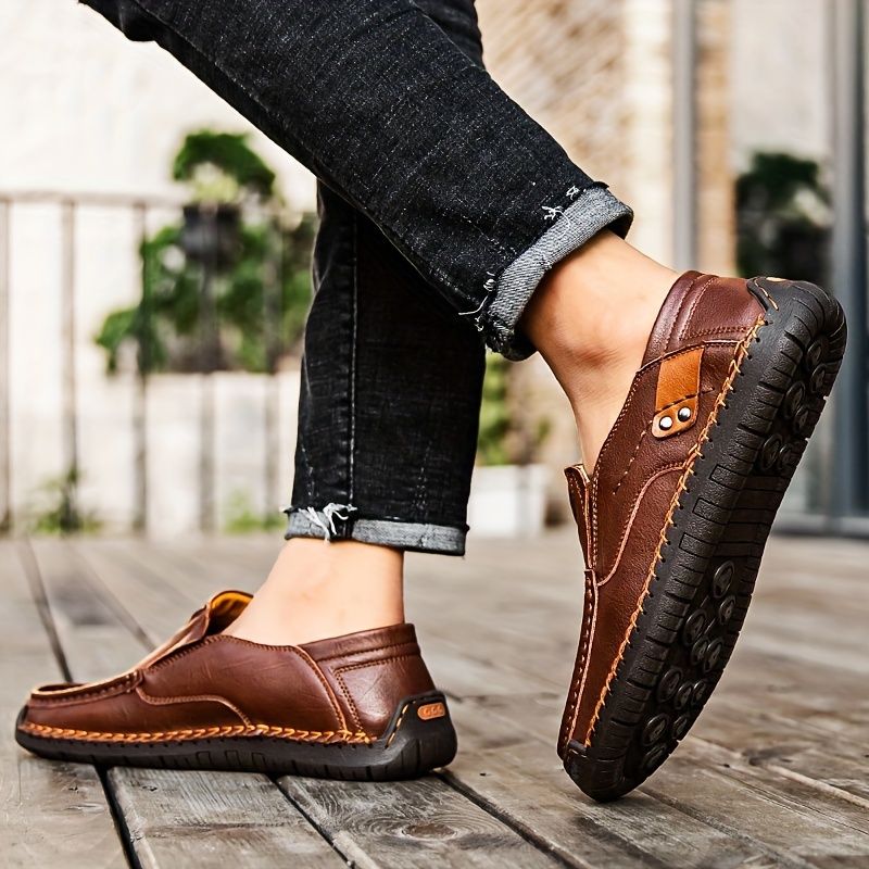Handcrafted Mens Leather Loafers Seamless Slip-On Design Outdoor Adventures Comfortable, Flat & Breathable Perfect for_voghion.com