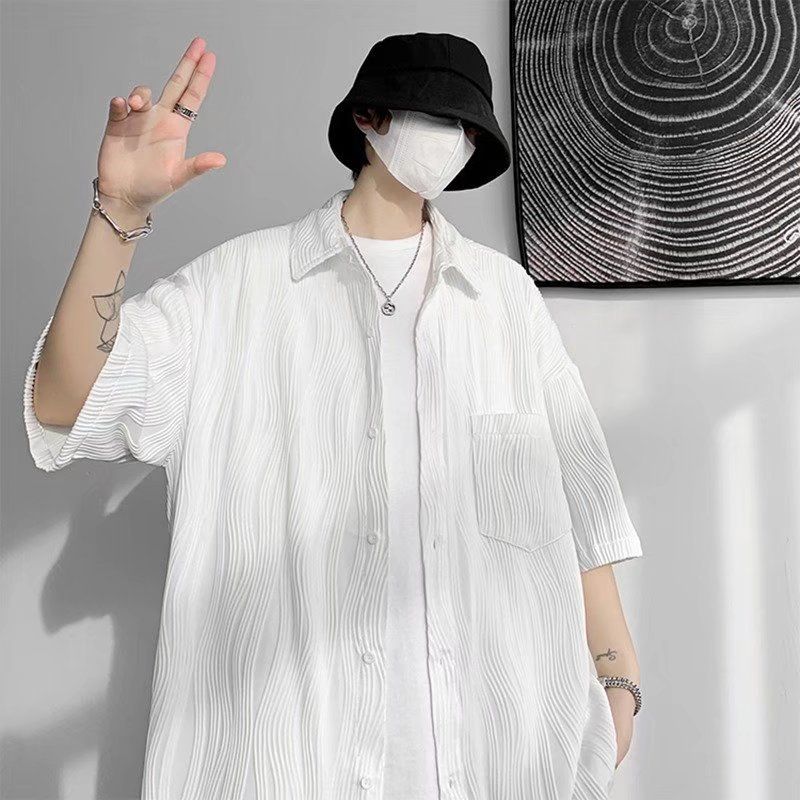 Camicia estiva a maniche corte in seta ghiacciata plissettata per uomo, stile Hong Kong, modello Bf Handsome Trendy, cardigan alla moda a mezza manica._voghion.com