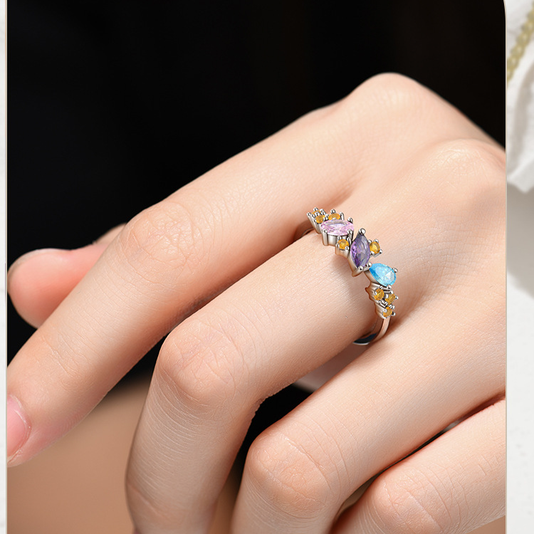 Anello per donna in argento sterling S925 semplice moda zircone colorato luce lusso ins design di nicchia gioielli di alta gamma_voghion.com