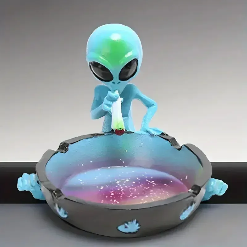 ALIEN Decoration Tabletop Ashtray Resin Hiphop Container Retro Vintage Home Office Bar Ornament Crafts Man Smoking Accessories_voghion.com