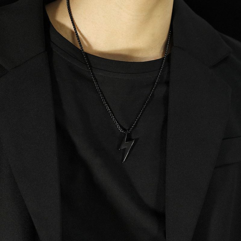 Men's Jewelry Creative Fashion Versatile Lightning Stainless Steel Trendy Men's Necklace_voghion.com