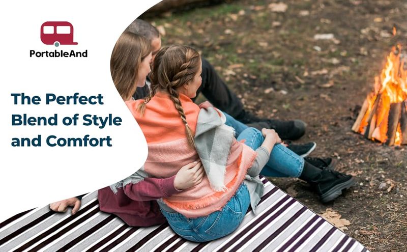 PortableAnd Extra Large Picnic Outdoor Blanket 3-Layer Convenient Mat Handbag Spring Summer Black And White Striped_voghion.com