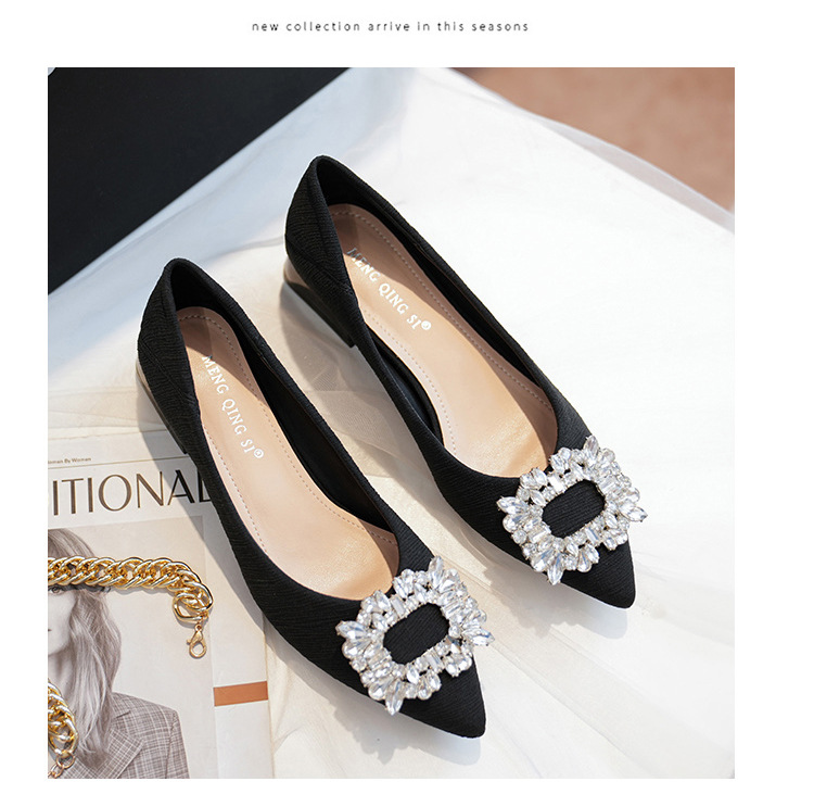 Small size women's shoes 32 yards net red pointed toe rv rhinestone square buckle thick heel single shoes goddess temperament black work shoes _voghion.com