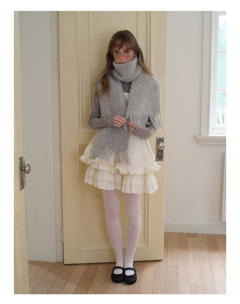 Sciarpa in misto lana di alpaca al 22% - Sciarpa invernale extra lunga 200 cm (12 colori, leggera e ipoallergenica, con frange boho, versatile dall'ufficio all'outfit)_voghion.com