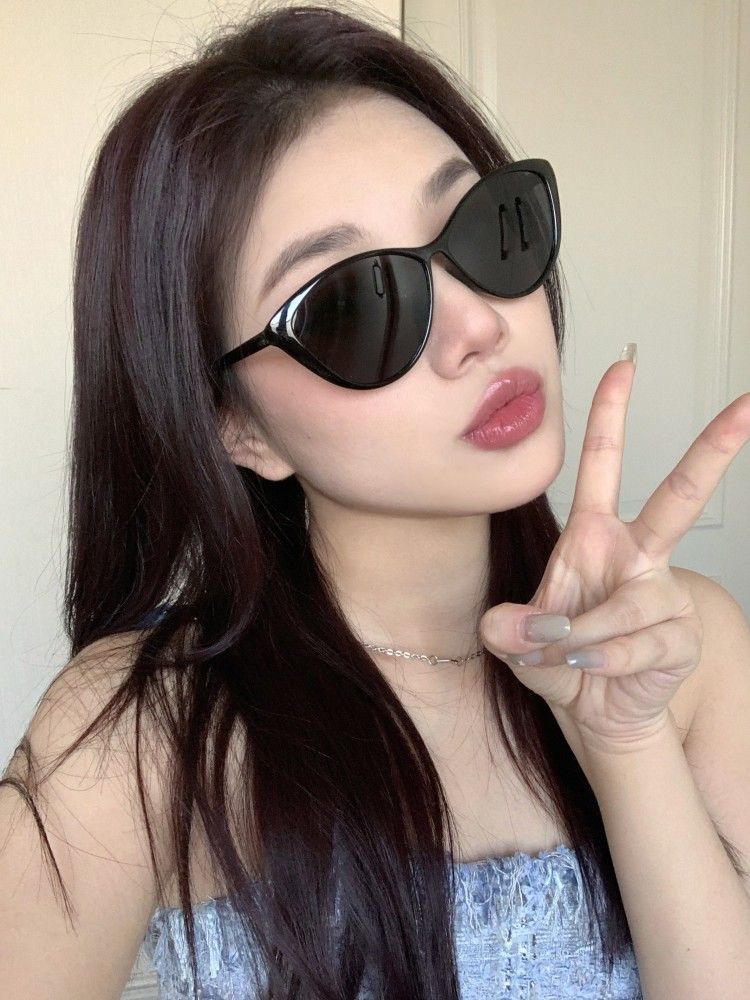 LazyZoom Cat's Eye Retro Sexy Black Polarized Women's Square Round Sunglasses_voghion.com